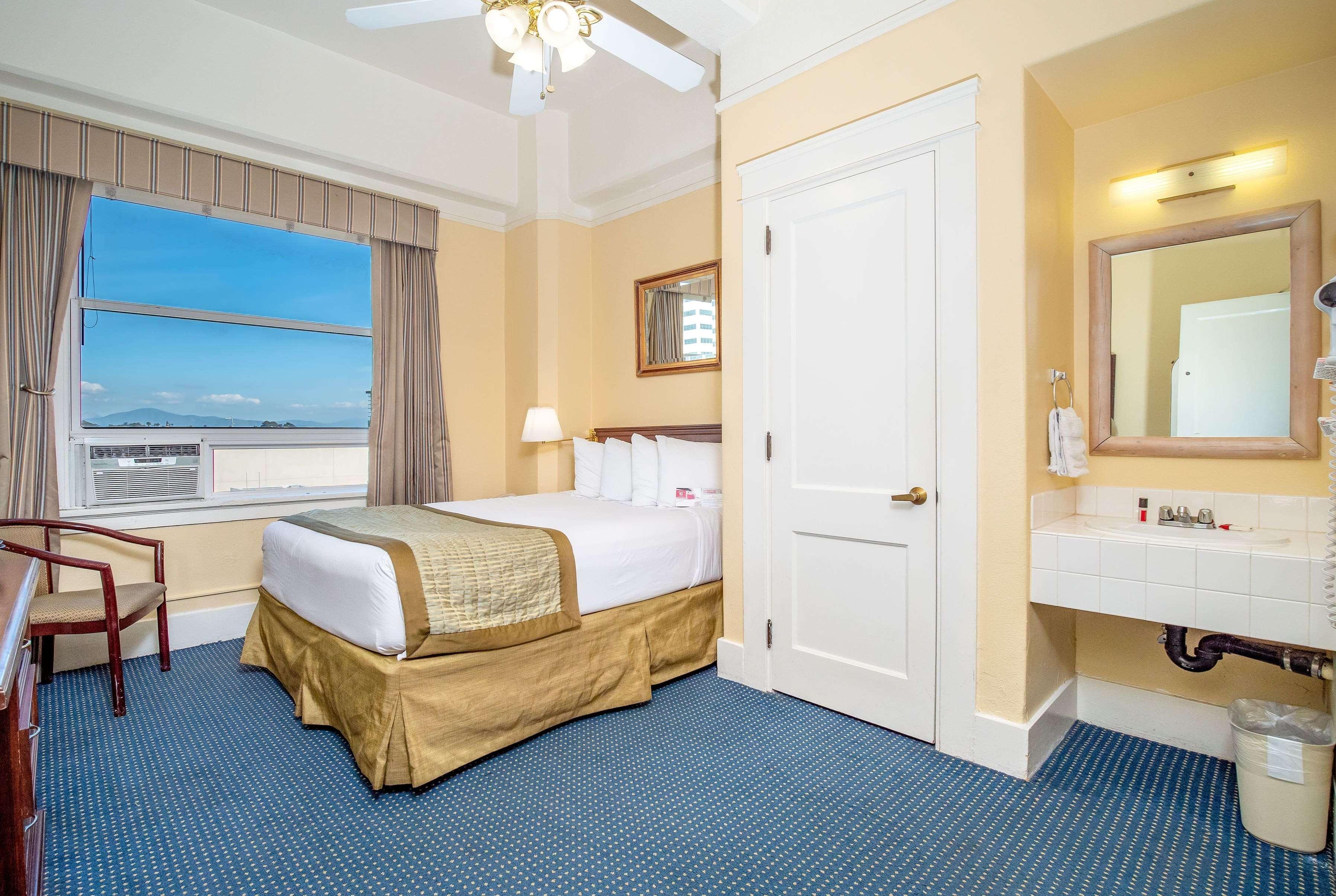 Palihotel San Diego Gaslamp Quarter Экстерьер фото